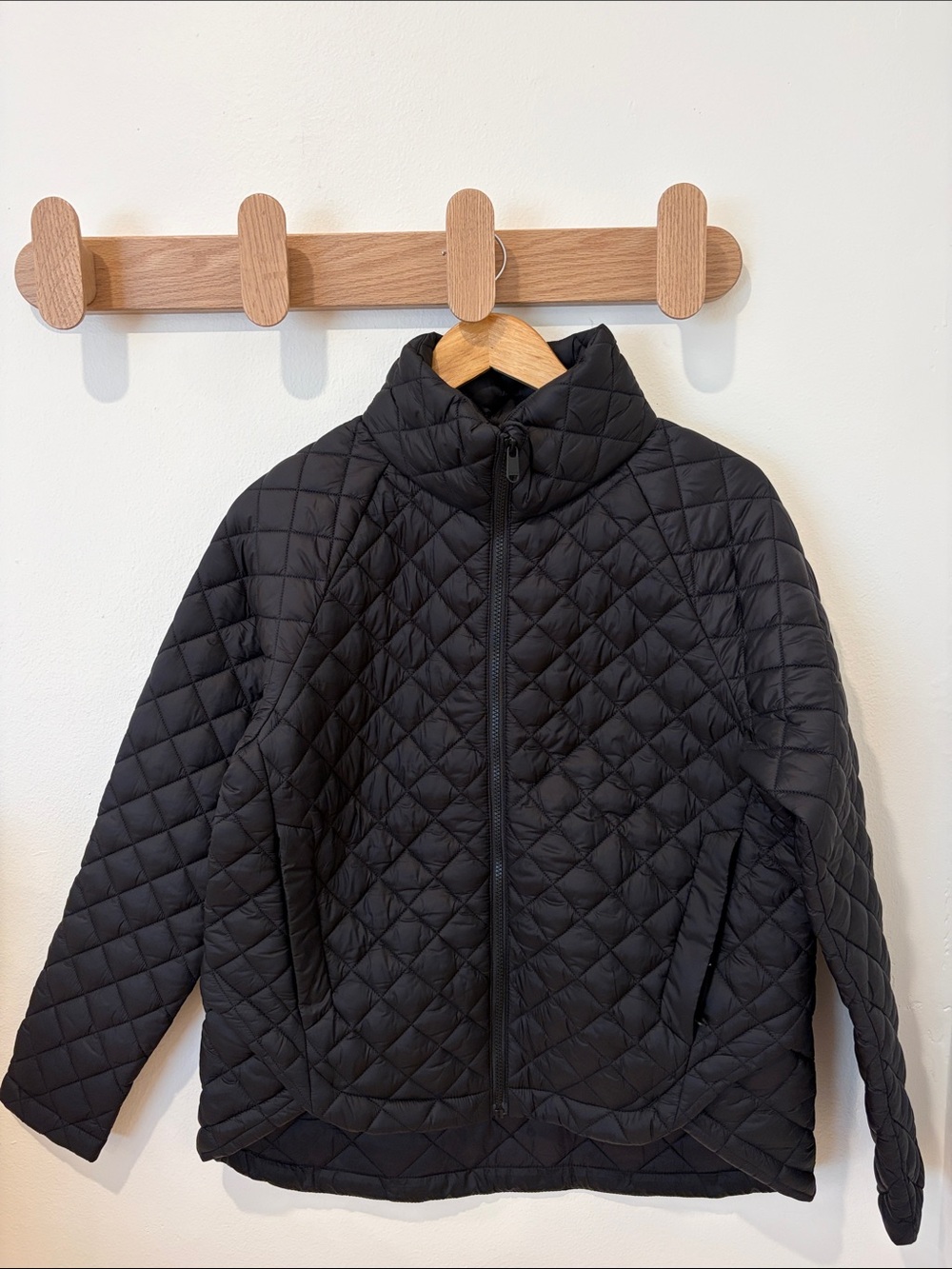 Athleta Whisper Jacket NWOT - Picture 5 of 10